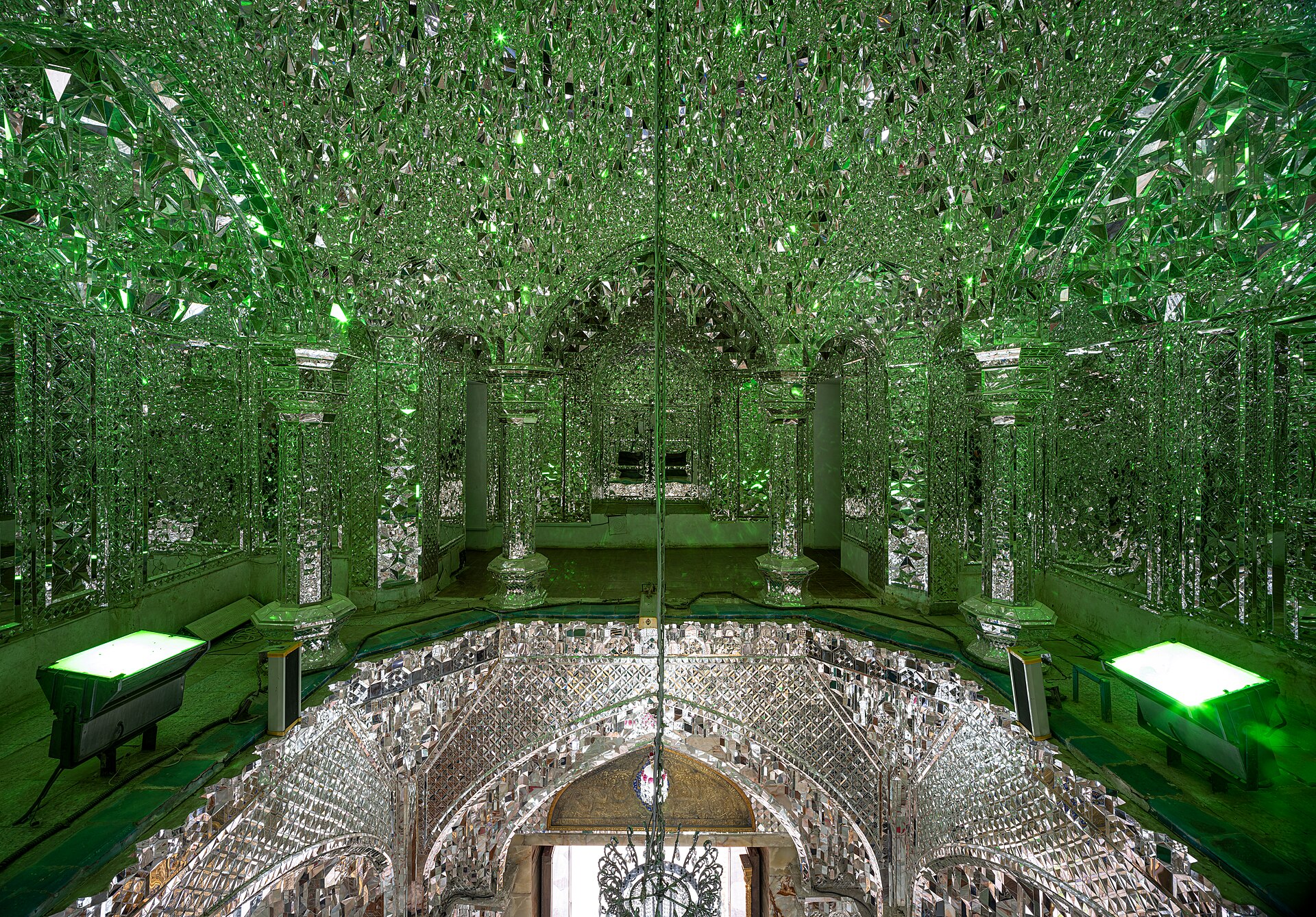 Āina-kāri near Zarih of Fatima Masumeh Shrine , Qom, Iran