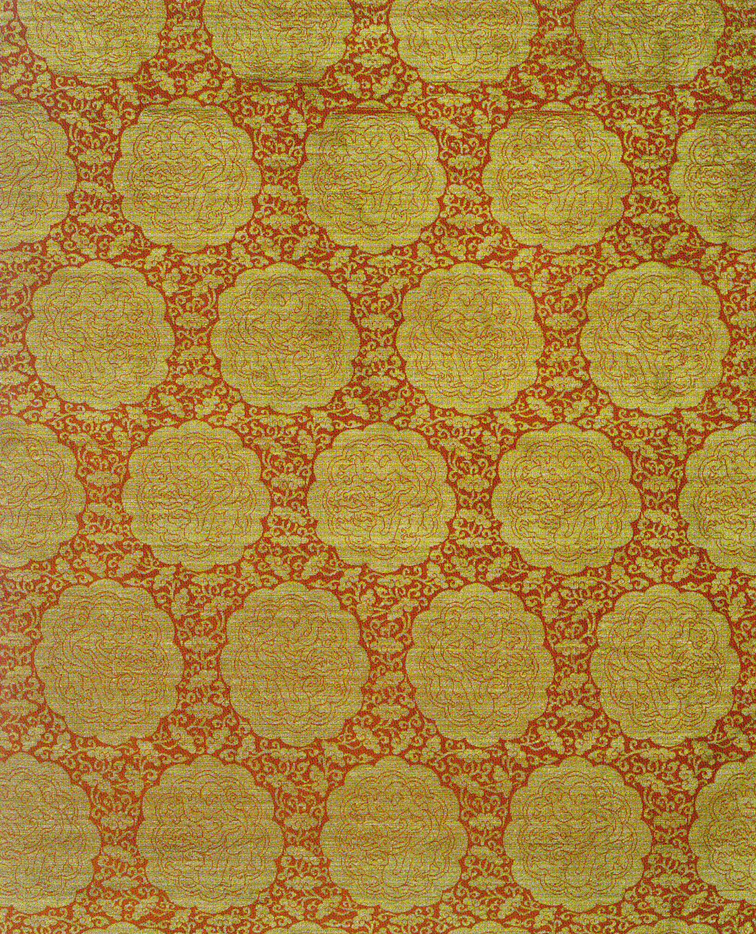 piece of silk, Eastern Iran, second half of 13th or early 14th century. Silk. "Musterrapport" 19.2-20.9:11.1 cm. Size of the whole piece (this image has been cropped by me, Yaan): 81.5 cm long, 66.5 cm wide. Museum für Kunsthandwerk, Grassimuseum, Leipzig, Inv-no. 1901.1267. The golden-colored medaillons depict one dragon each.